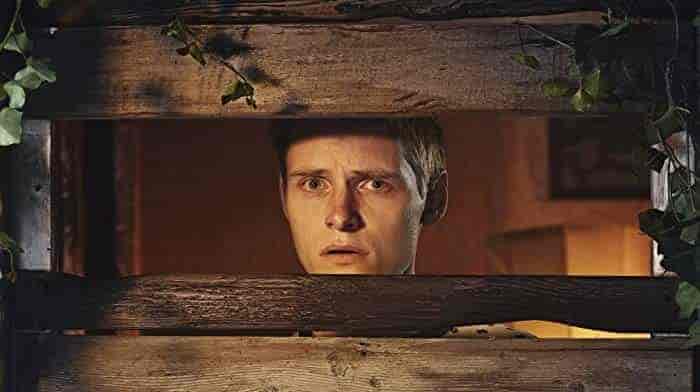 مسلسل Somewhere Boy الموسم 1 مترجمة